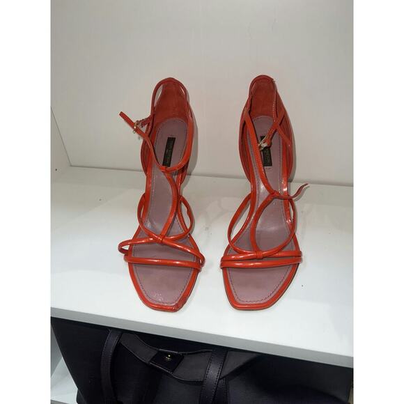 Louis Vuitton Orange Patent Leather T-Strap Wedge Sandals - Size 39 - Picture 2 of 5